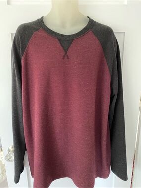 Men’s Orvis Sweater Pullover Dark Purple/ Grey XL